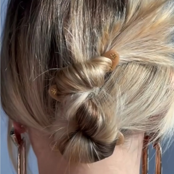 Fiona Franchimon No 1 Hairpin Trio - Emerald Green, Apple Green, Transparent - Picture 3 of 9